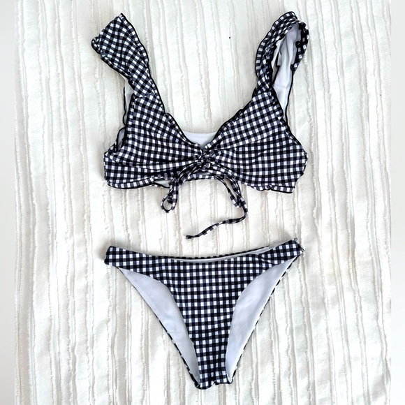 Zaful Black and White Gingham Bikini Size S - Picture 1 of 4